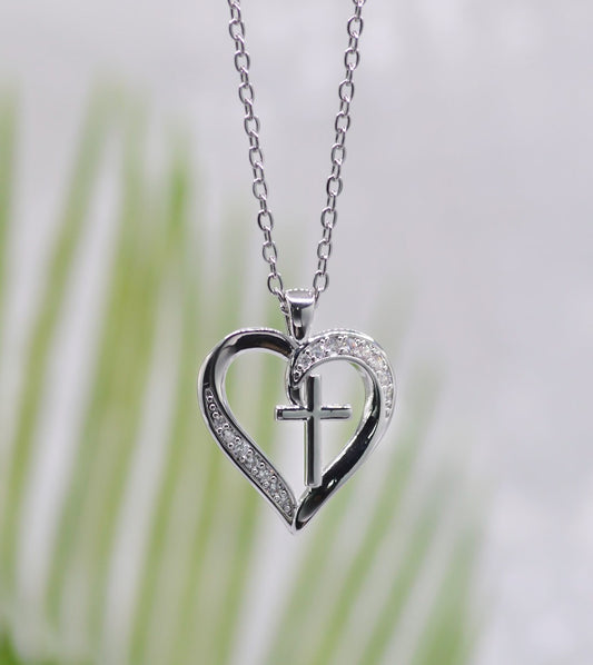 Necklace-Eden Merry-Heart/Cross-Silver