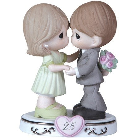 Figurine-25th Anniversary-Couple w/Heart (Through The Years)